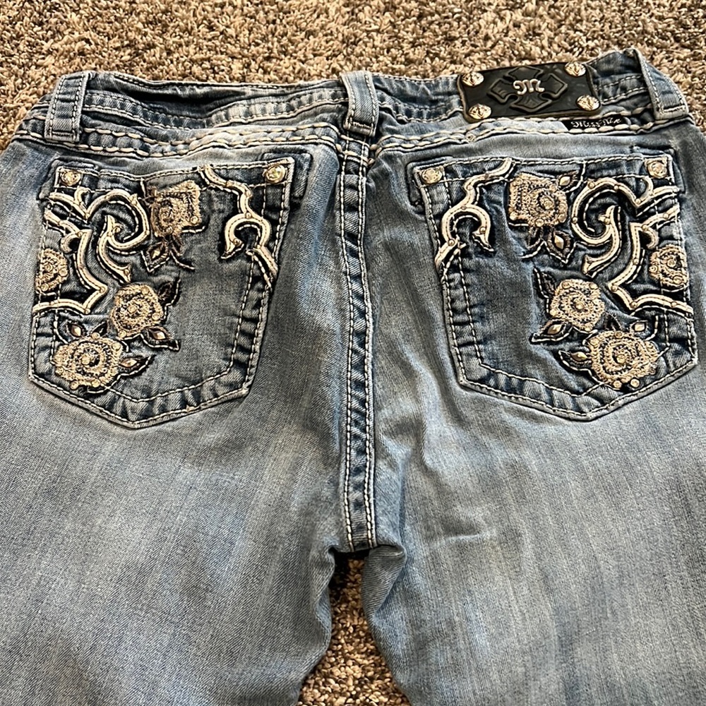 Light Wash Miss Me Jean size 32 Inseam 32 Bootcut, low to mid-rise